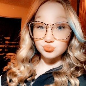 Meet your Posher, Haleigh